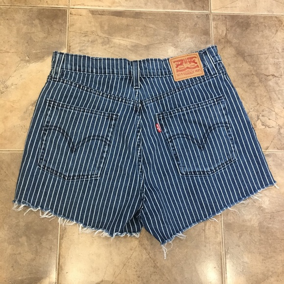 Levi’s x Stranger Things Ribcage Striped shorts 30 - Picture 2 of 7